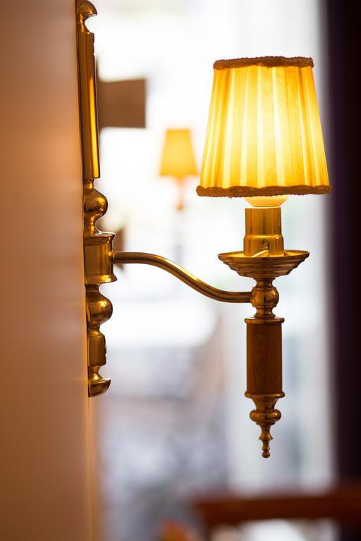 Garni Hotel Drei Lilien Wiesbaden Bagian luar foto