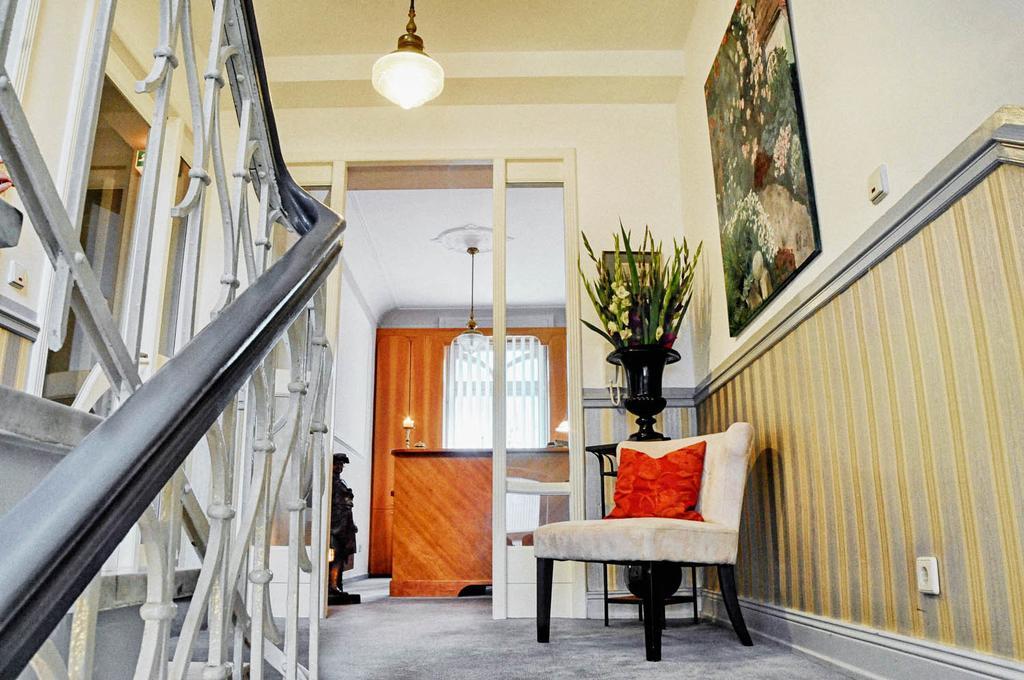 Garni Hotel Drei Lilien Wiesbaden Bagian luar foto